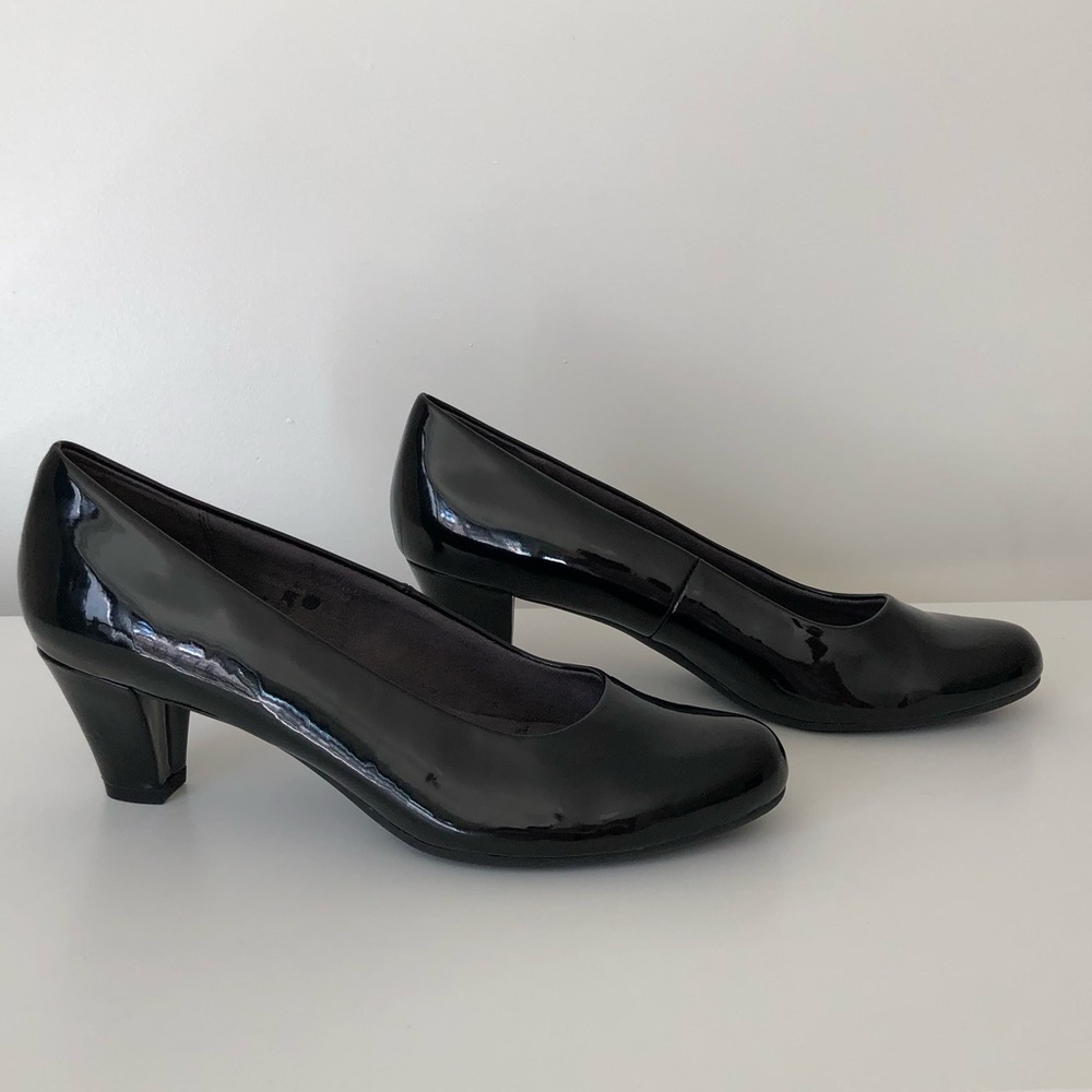 Aerosoles Heelrest - Black (Size 9.5)